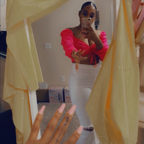 Welcome to my world! Enjoy the things I love 💕 - Picture 1 of 2